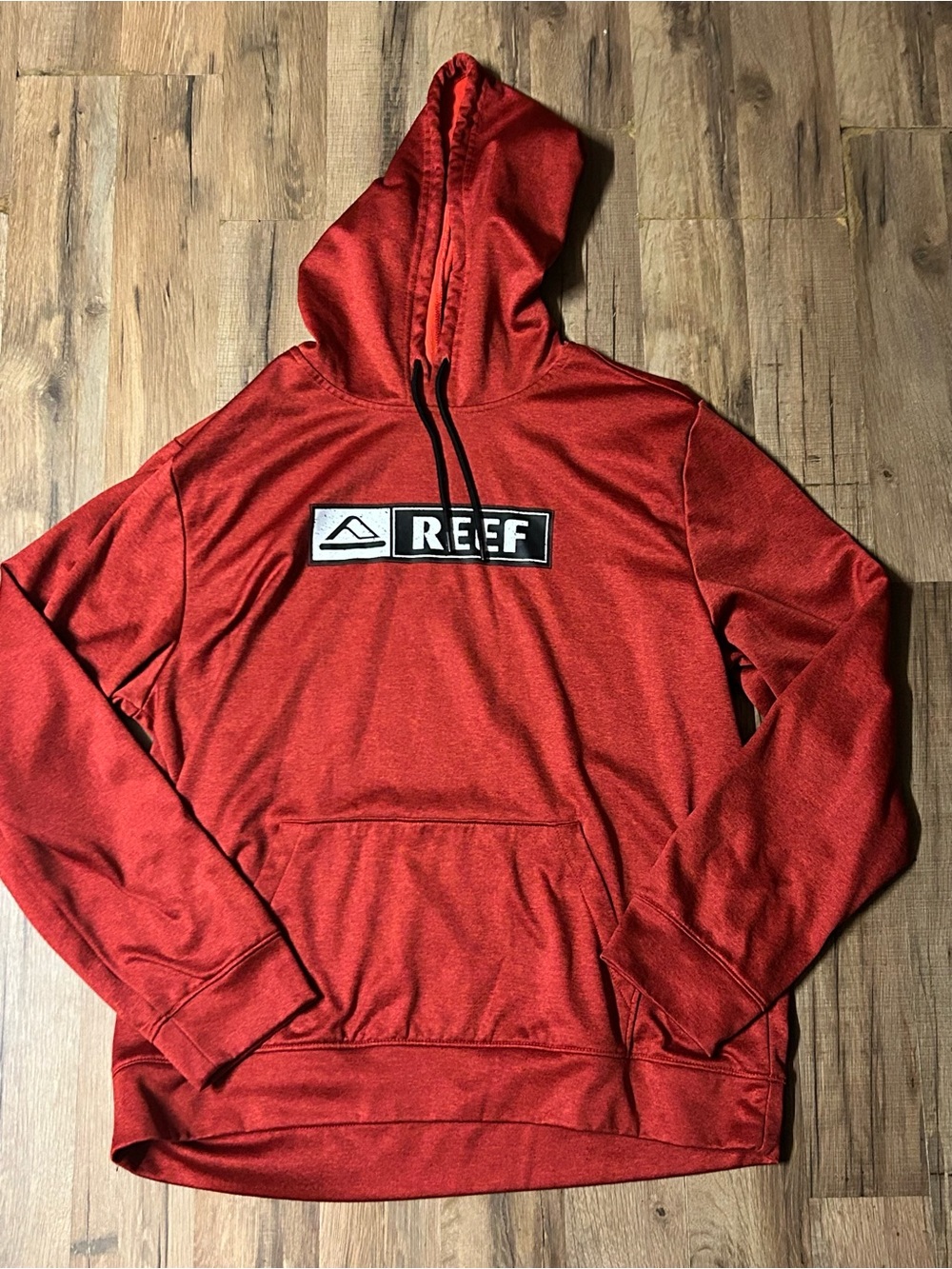 Reef Red Logo Hoodie Pullover Sweatshirt Men's Size Large